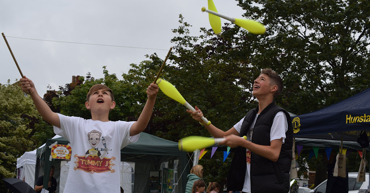 Juggling 1 Juggling 1