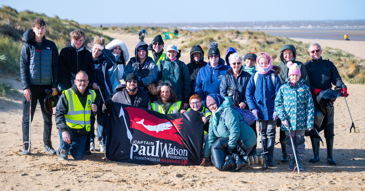 Beach clean web 2 Beach clean web 2