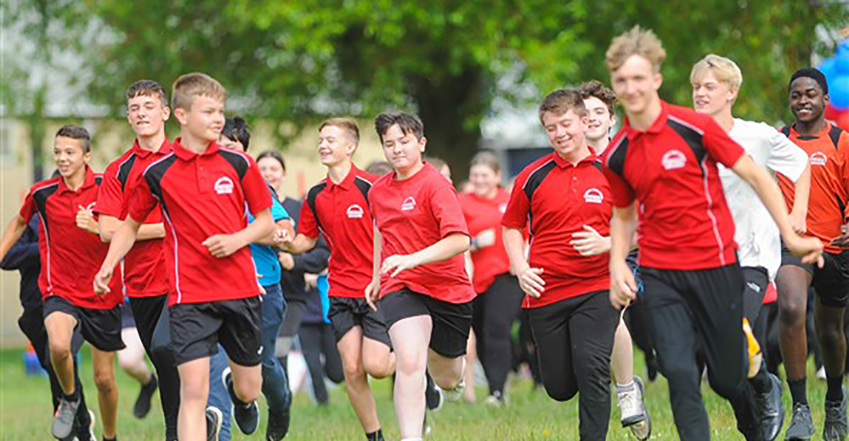 WEB 21IB Fun Run Smithdon 9 WEB 21IB Fun Run Smithdon 9