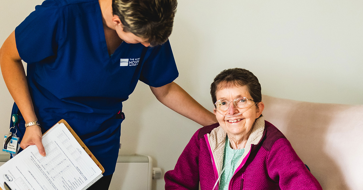 WEB Emma Shaw, occupational therapist, with a patient WEB Emma Shaw, occupational therapist, with a patient