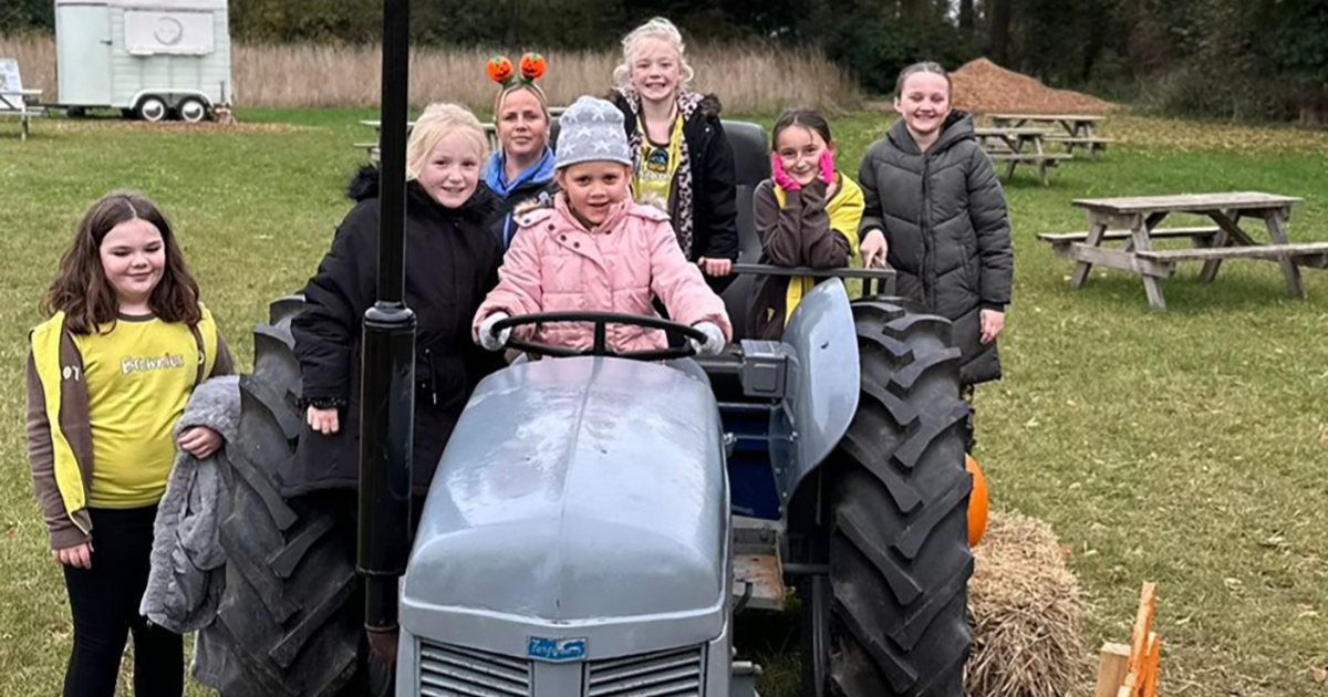 WEB girls on tractor WEB girls on tractor
