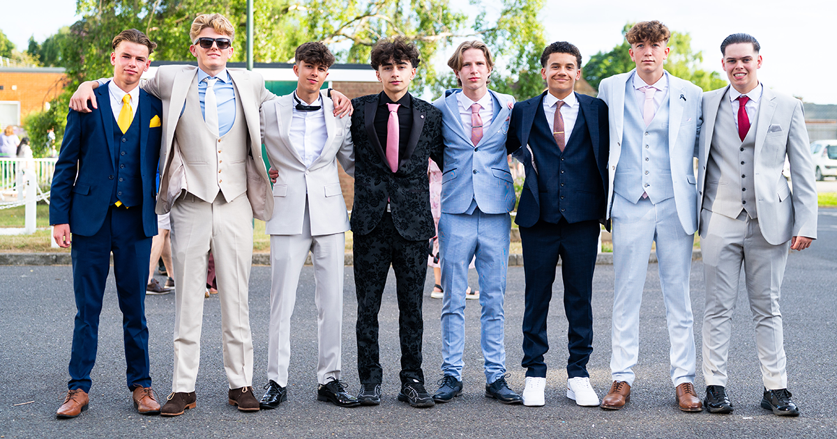 WEB Prom 144