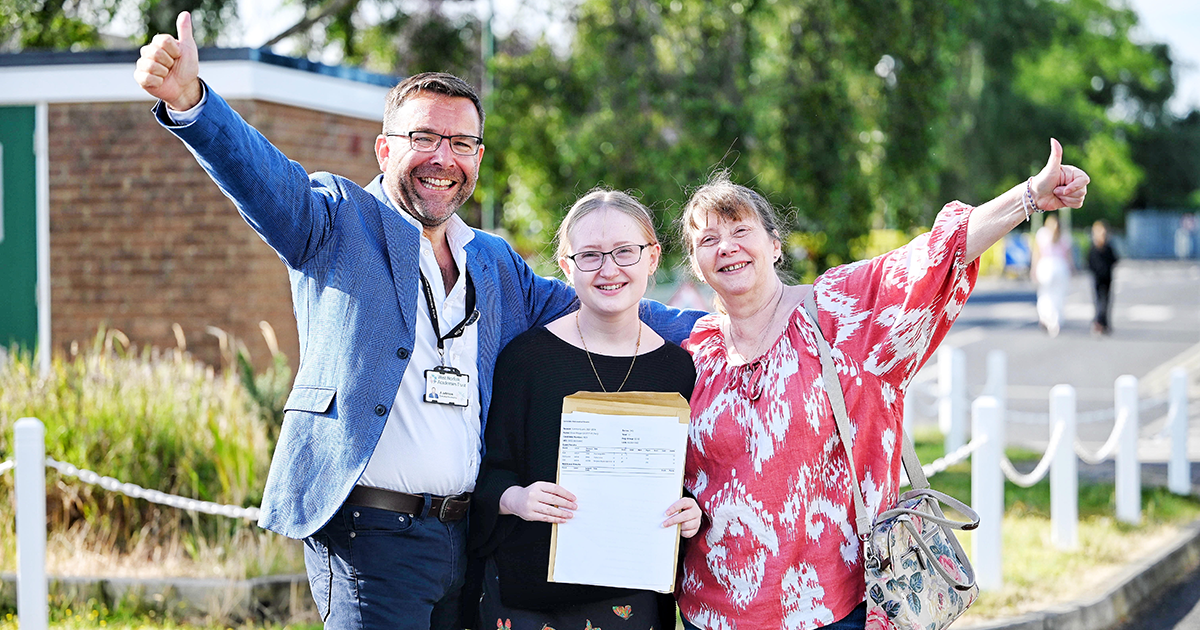 Web Springwood Executive Headteacher Andy Johnson with Ren Griffiths and her mum Jan