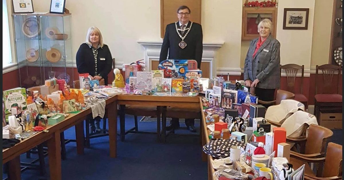 Gifts pour in to the Mayor’s Christmas Appeal