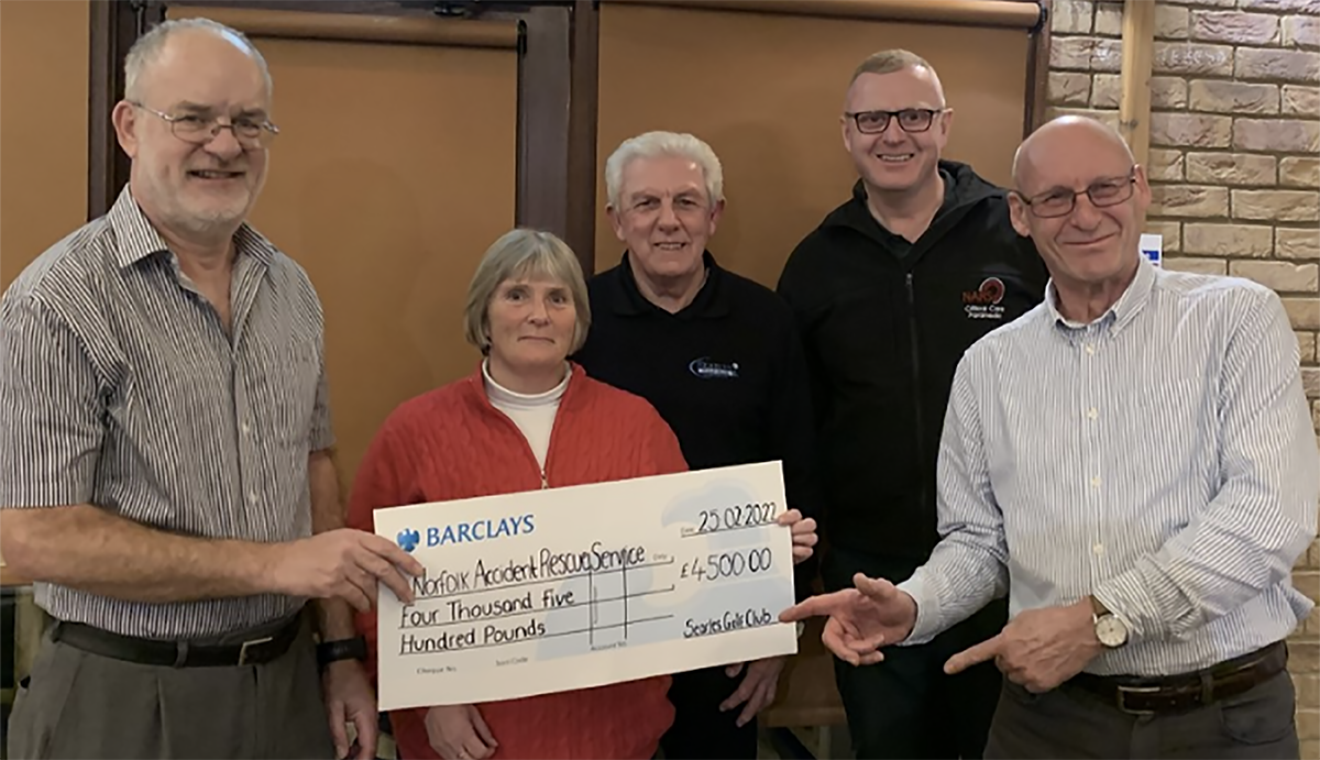 Searles Golf Club raise a whopping £4,500 for Norfolk Ambulance and Rescue Service (NARS)