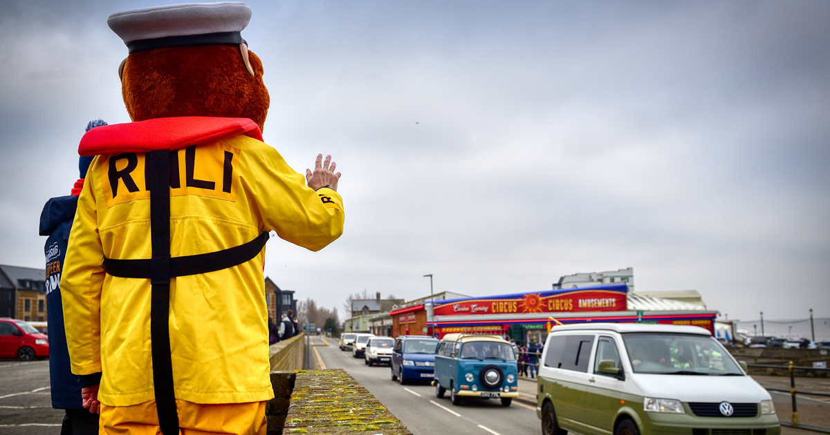 VW owners make 'Run to Hun' for RNLI