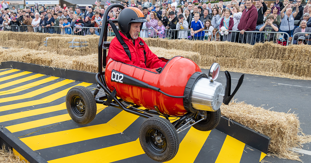 Crash Bang Wallop, What a Soap Box Derby!