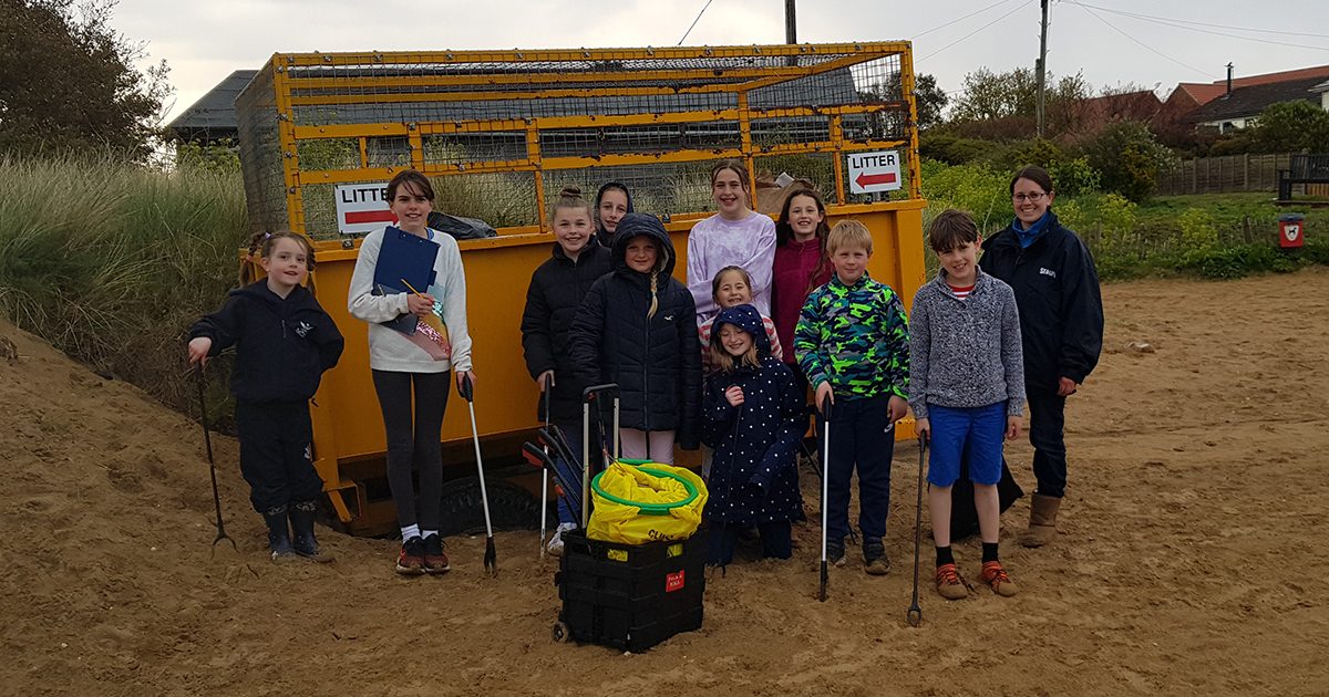 SEA LIFE Conservation Champion and Glebe House School Eco Council join forces to tackle plastic pollution
