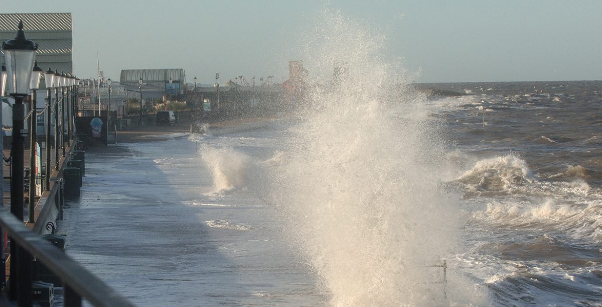Flood gates in Hunstanton to be shut at all high tides over weekend