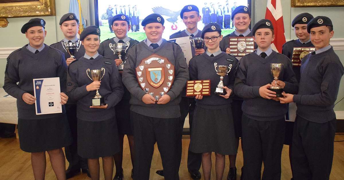 Borough Mayor hosts presentation evening for Air Cadets