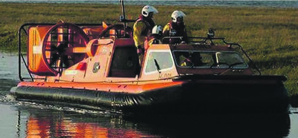 Hunstanton Hovercraft rescues four people stranded on the Trial Bank