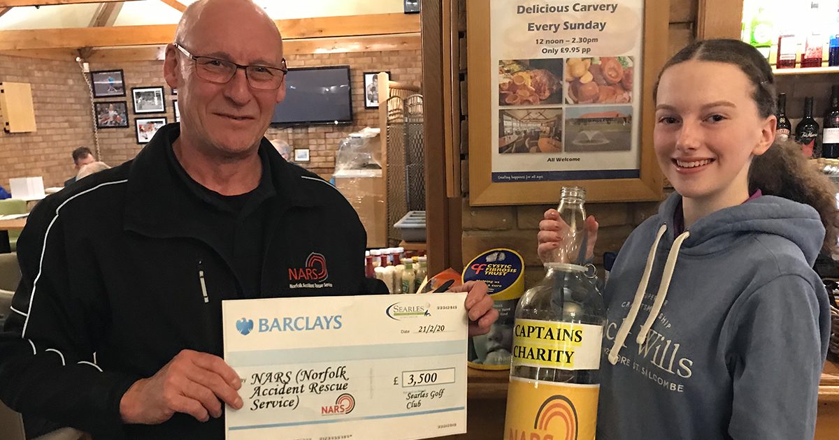 Searles golfers raise £3500 for NARS
