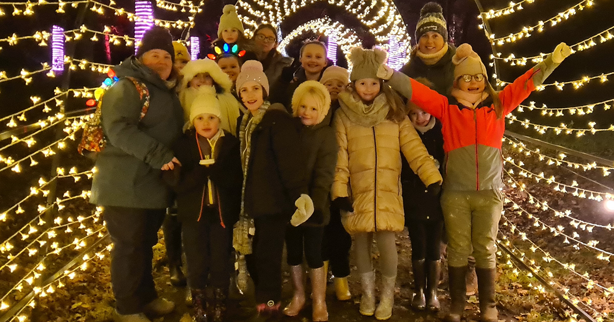 Christmas lights, magic, and vintage fairgrounds for Girlguiding!