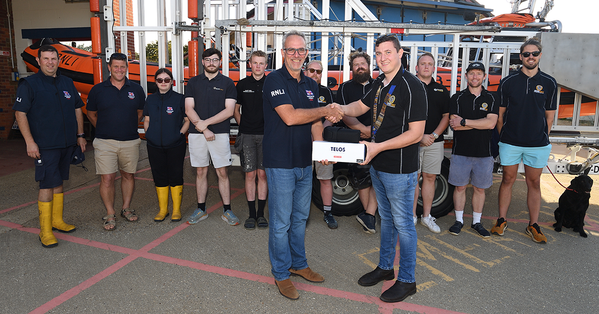 Round Table gifts a thermal night vision scope to local Lifeboat Station