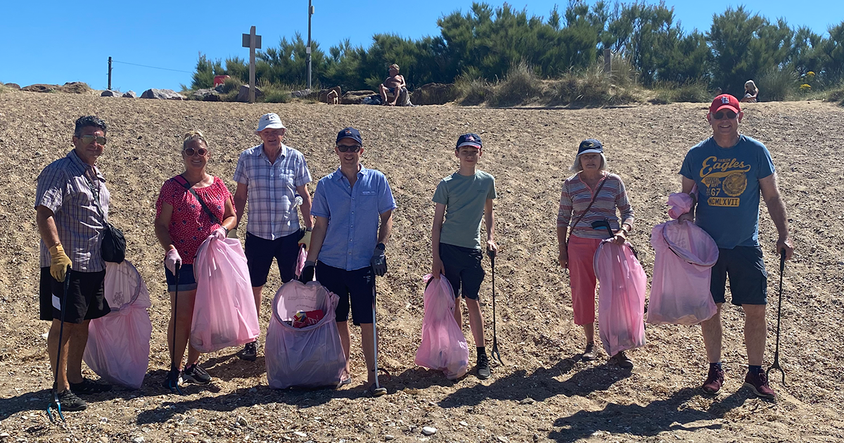 Community cleans up local beaches