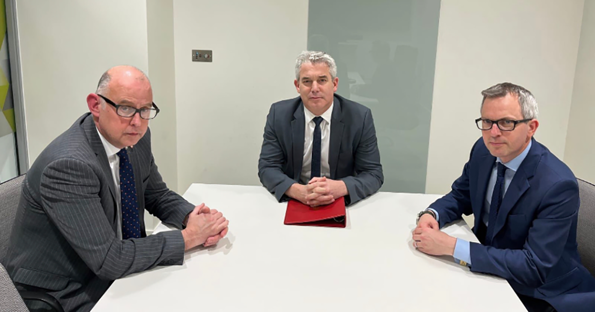 Council leader presses Secretary of State for QEH decision
