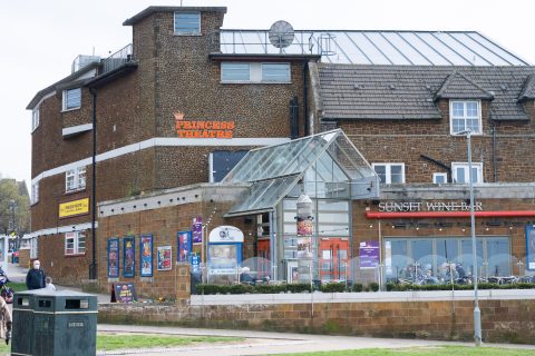 Theatre raises thousands for children's charity