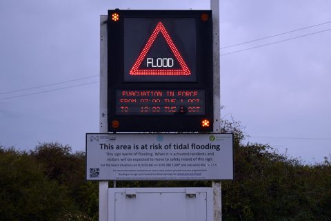 Red alert flood warning declared in Snettisham