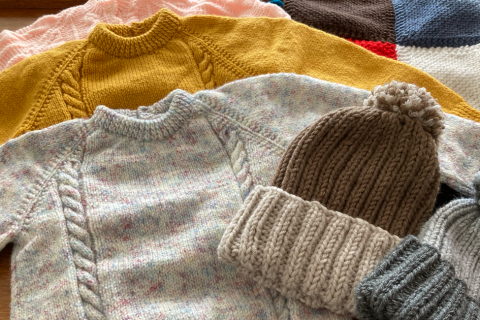 National knitting group donates to Hunstanton's Christmas Gift Appeal