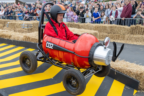 Crash Bang Wallop, What a Soap Box Derby!