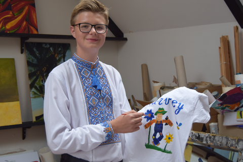 Ukrainian teenager’s talent turns into fundraiser