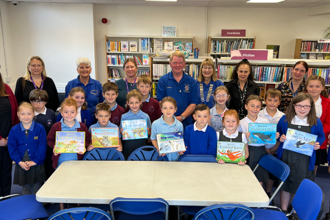 Lions donate books and bird boxes to nine West-Norfolk schools