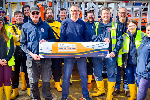 Charity Calendar raises £400 for the RNLI