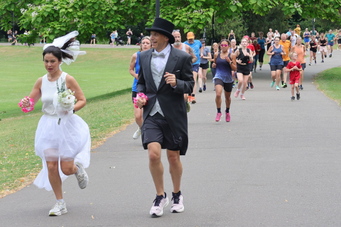 Running towards their happy ever after!