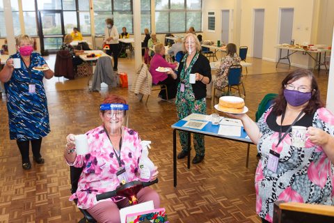 Friends raise £127 for Macmillan