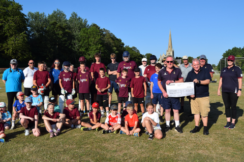 Snettisham Cricket Club Juniors bowled over by donation