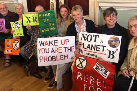 Extinction Rebellion submit petition to West Norfolk Council as protestors cause chaos in London