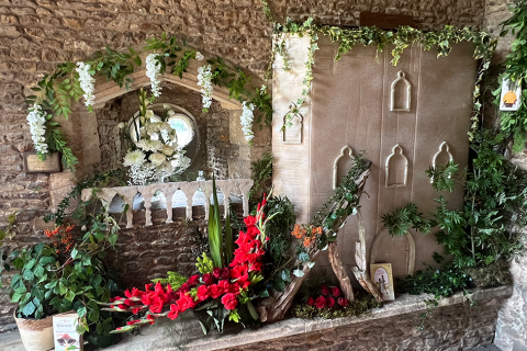 Would you be-leaf it - The Gruffalo made of foliage at Dersingham's Flower Festival!